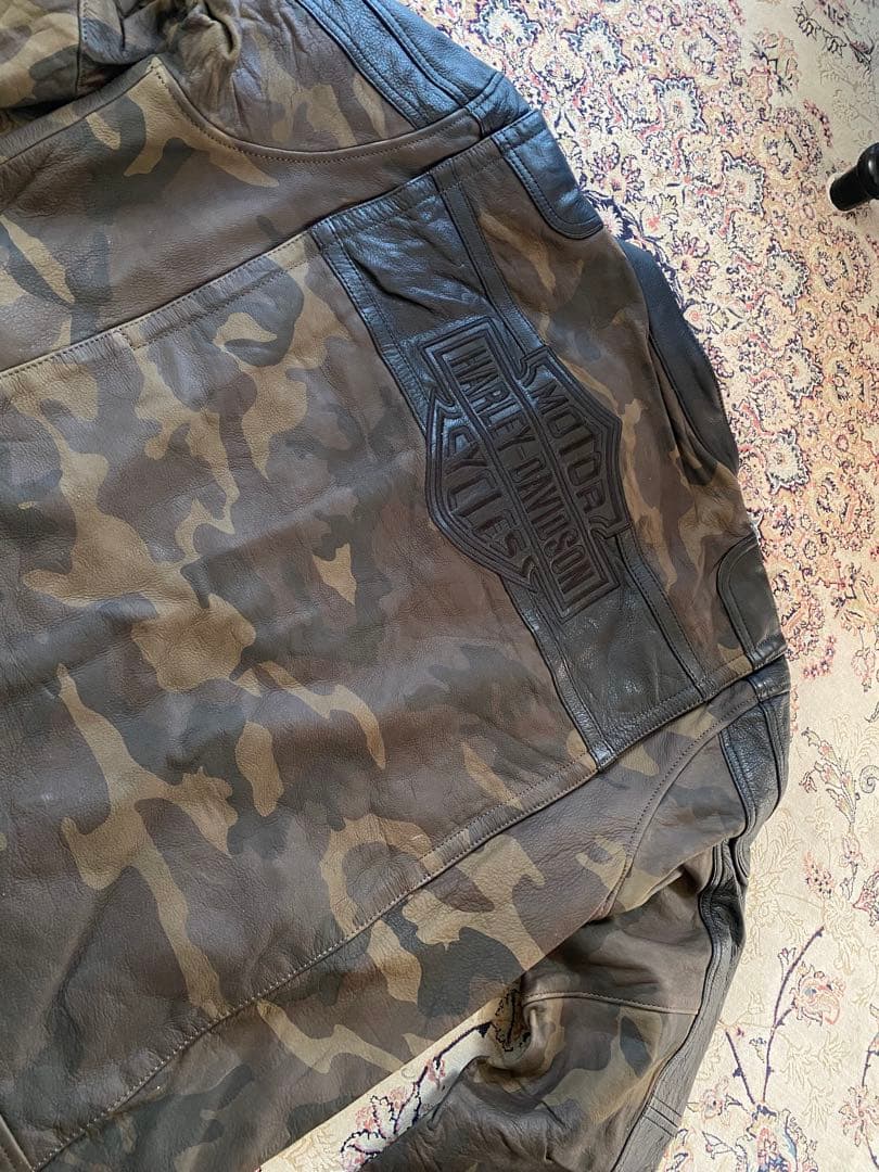 新品未使用HARLEY-DAVIDSON 迷彩レザーロゴジャケット 在庫限り