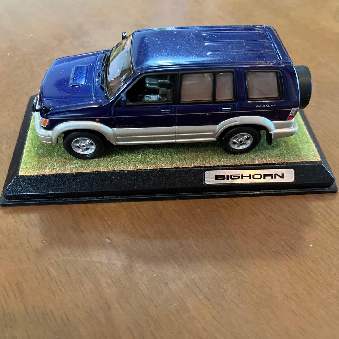 ISUZU BIGHORN ミニカー 1/43 ダークブルー