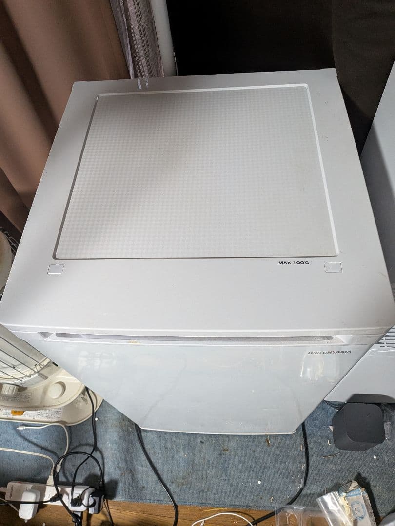 冷凍庫　 アイリスオーヤマ　IUSD-6B 60リットル