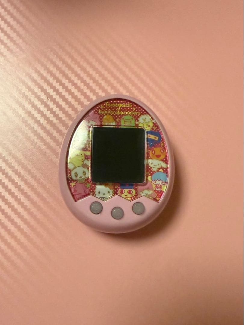 たまごっちみくす　サンリオ　ピンク