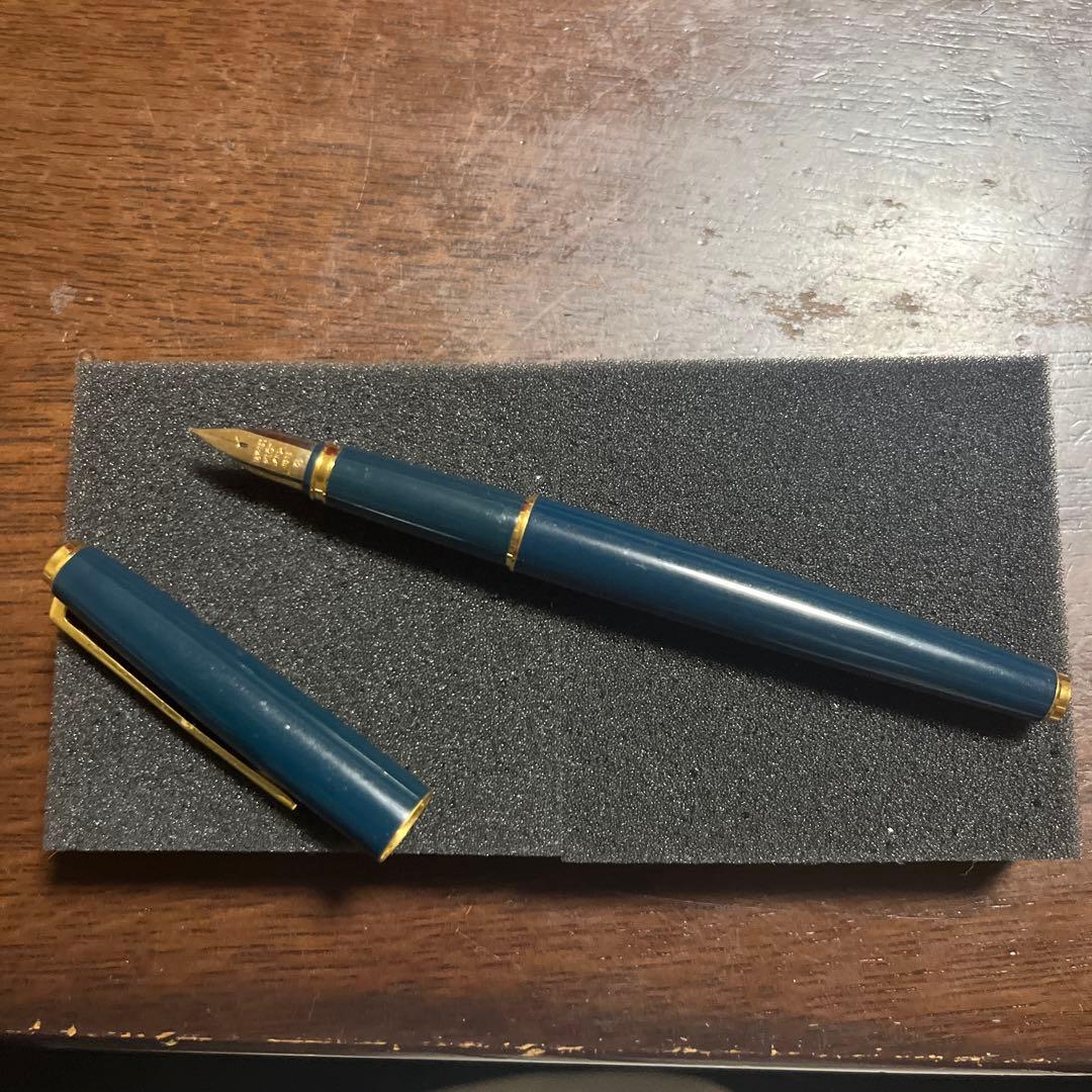 (新品未使用) Pilot 18K金 F 万年筆 ダークブルー