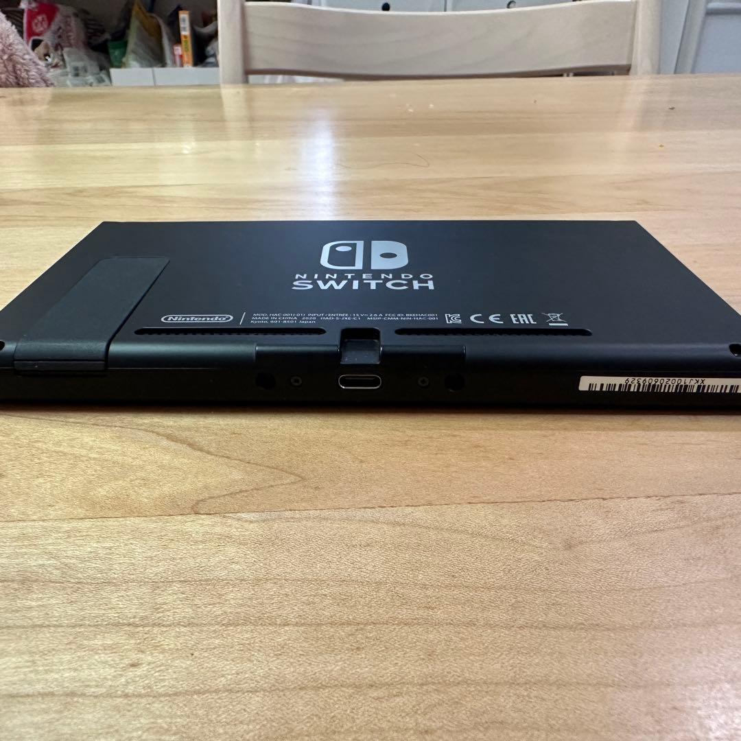 Nintendo Switch ブラック 本体 ジョイコン付き