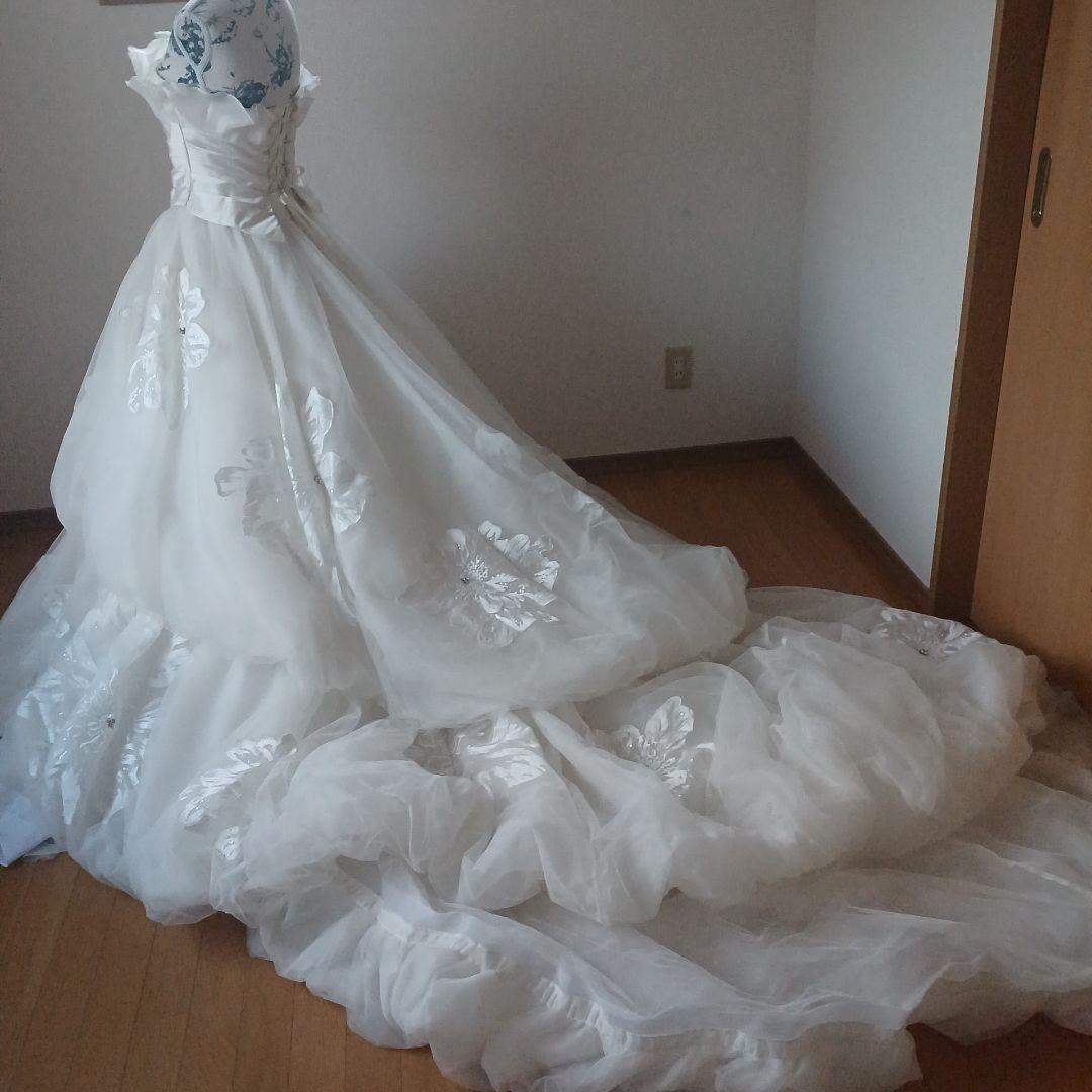 ホワイトウェディングドレス