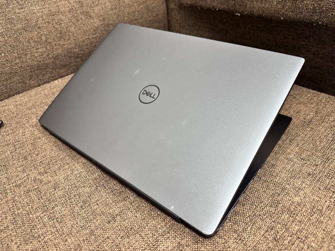DELL ノートPC vostro 5490 i5-10世代　オフィス2024