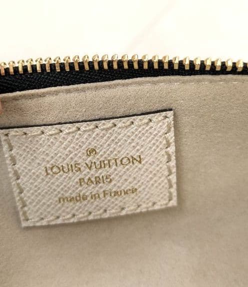 ルイヴィトン LOUIS VUITTON ペンケースジャイアントモノグラム