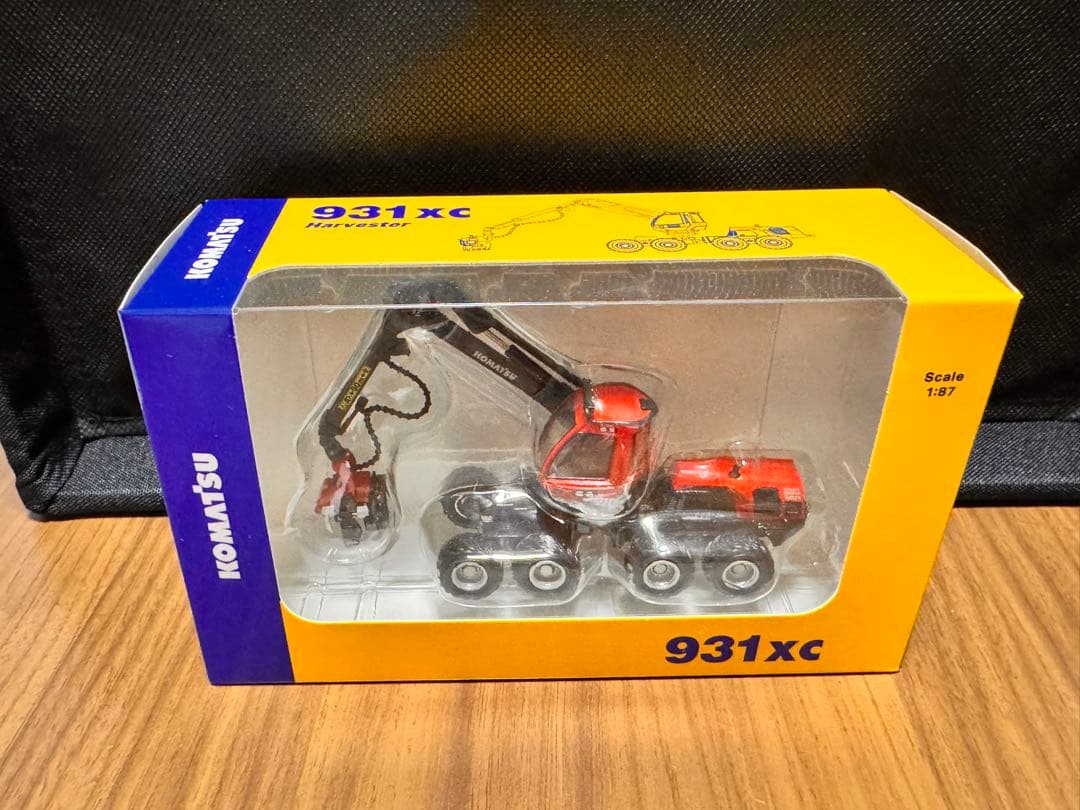 コマツ　オリジナルミニチュア　非売品　4個セット　ミニカー 乃木フェスポスター