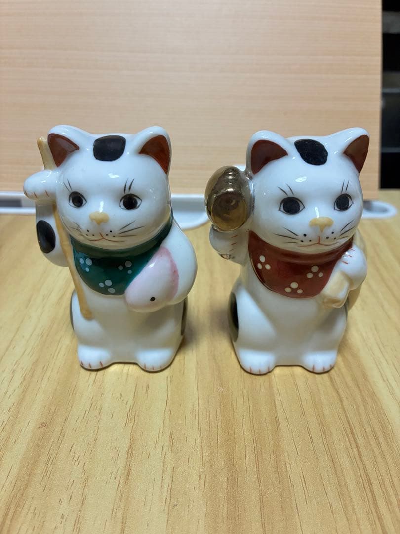招き猫 置物 2体セット