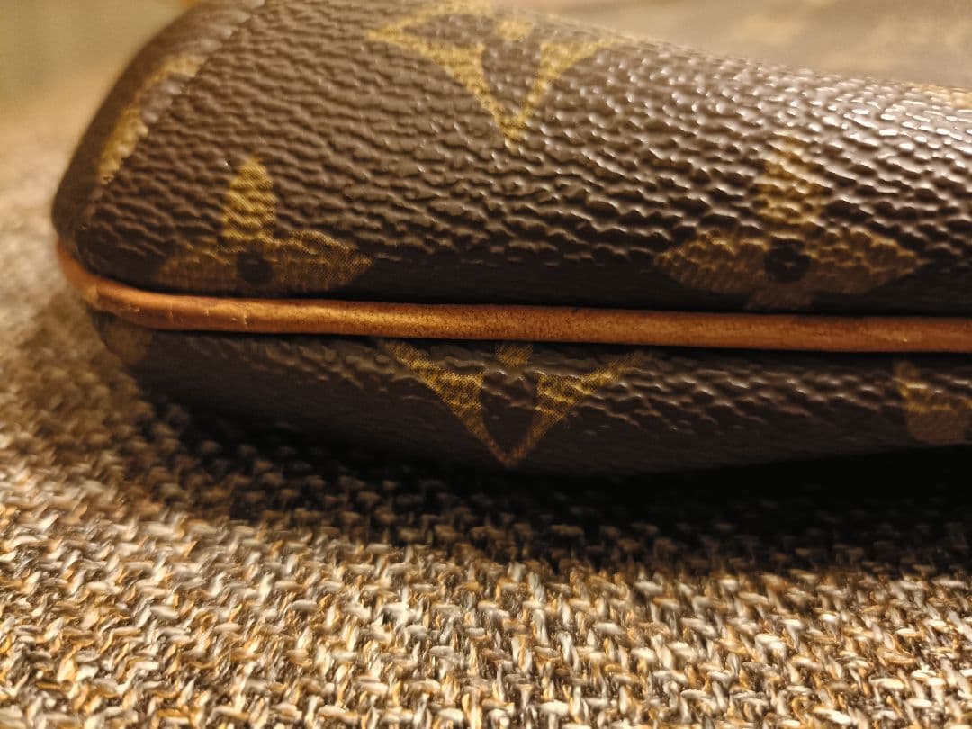 【Louis Vuitton】 モノグラム ミュゼットタンゴ ショルダーバッグ