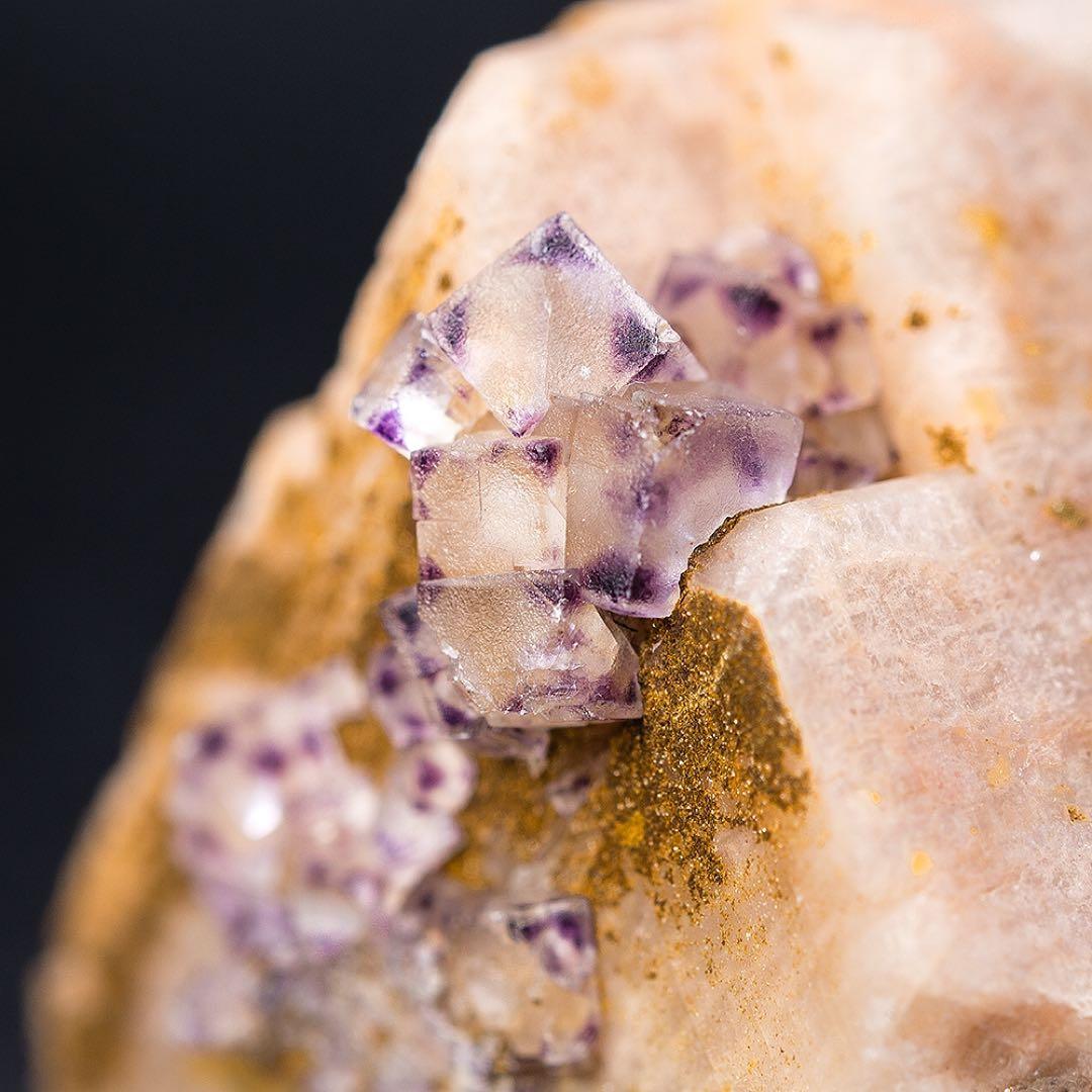 アメリカ コロラド フローライト 天然石 原石 鉱物標本 鉱石 蛍石 1698