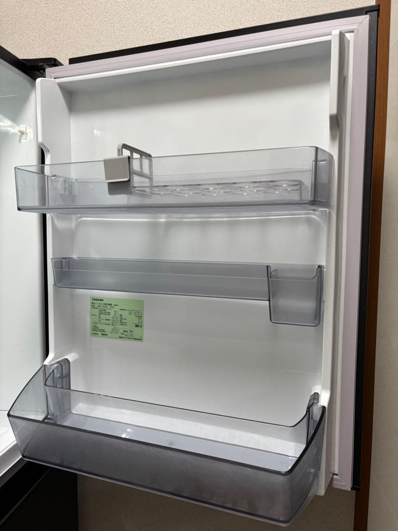 TOSHIBA ブラック　冷蔵庫