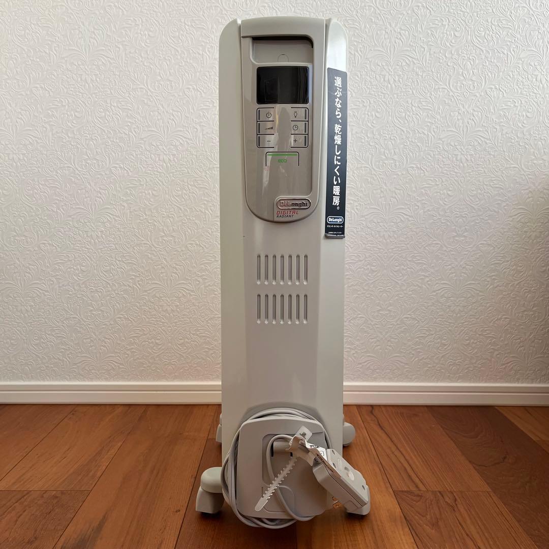 デロンギ デジタルラディアント オイルヒーター KHD410812-LG