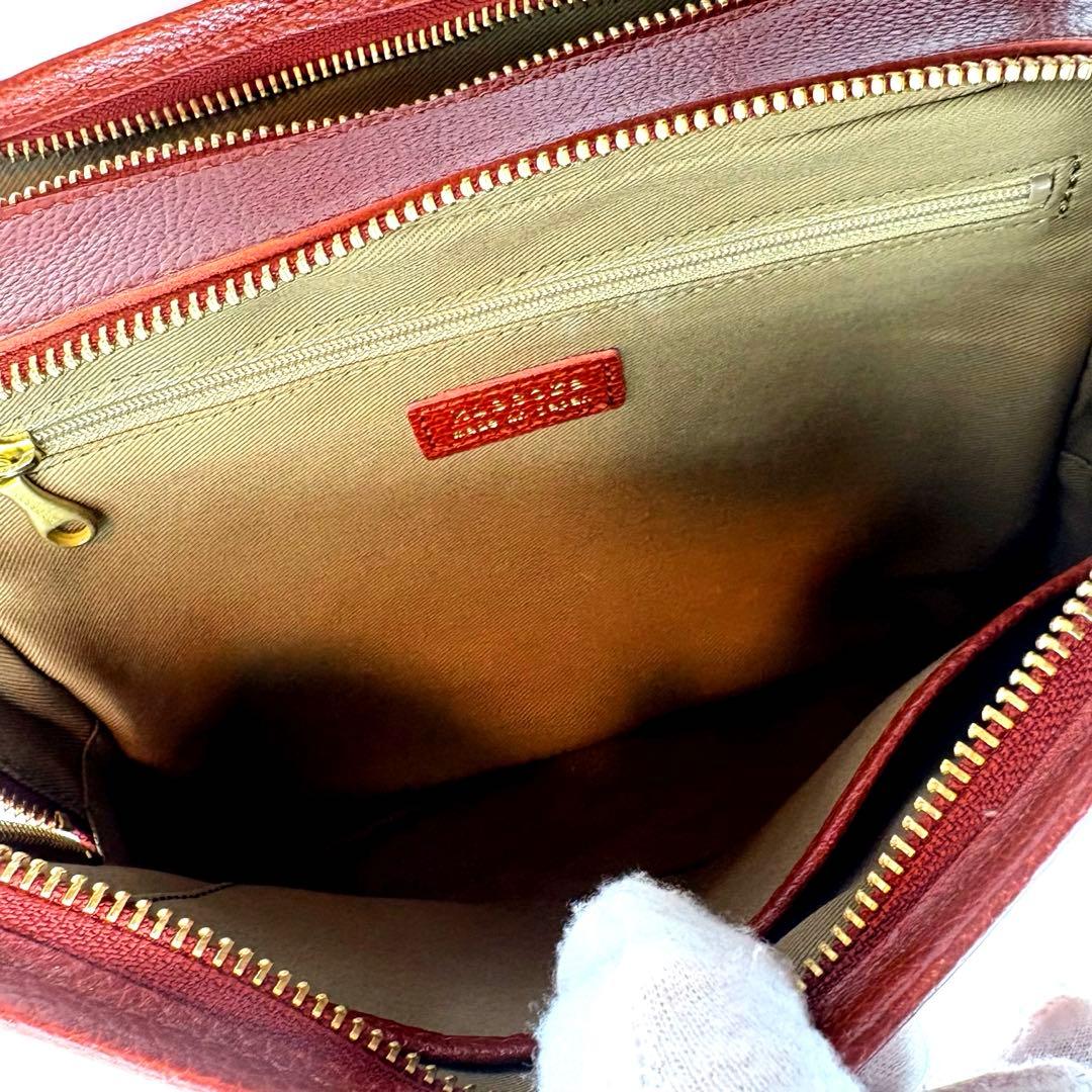 未使用 キソラ ショルダーバッグ本革クオドロ kissora 牛革 日本製レザー