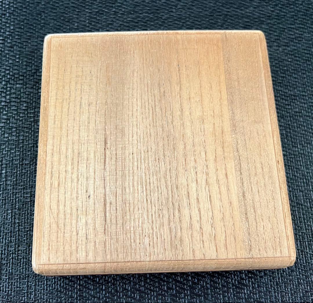 刀装具 木瓜形透かし鍔 鉃地 金象嵌 年代物 アンティーク 箱付き 鍔布団付き