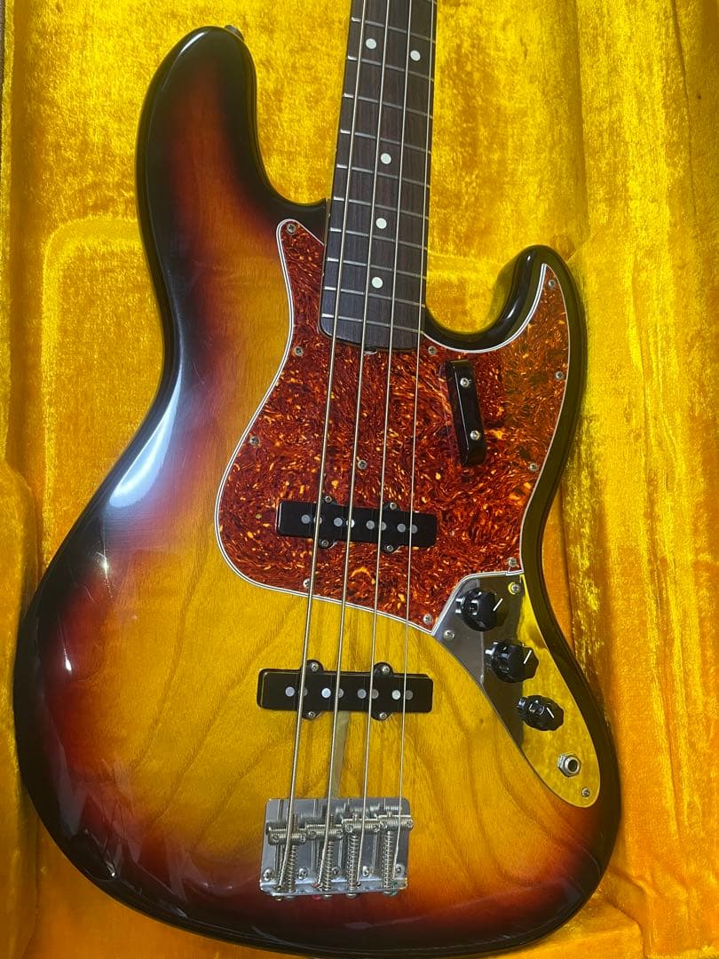 Fender Custom Shop Jazz Bass アッシュ・ローズ