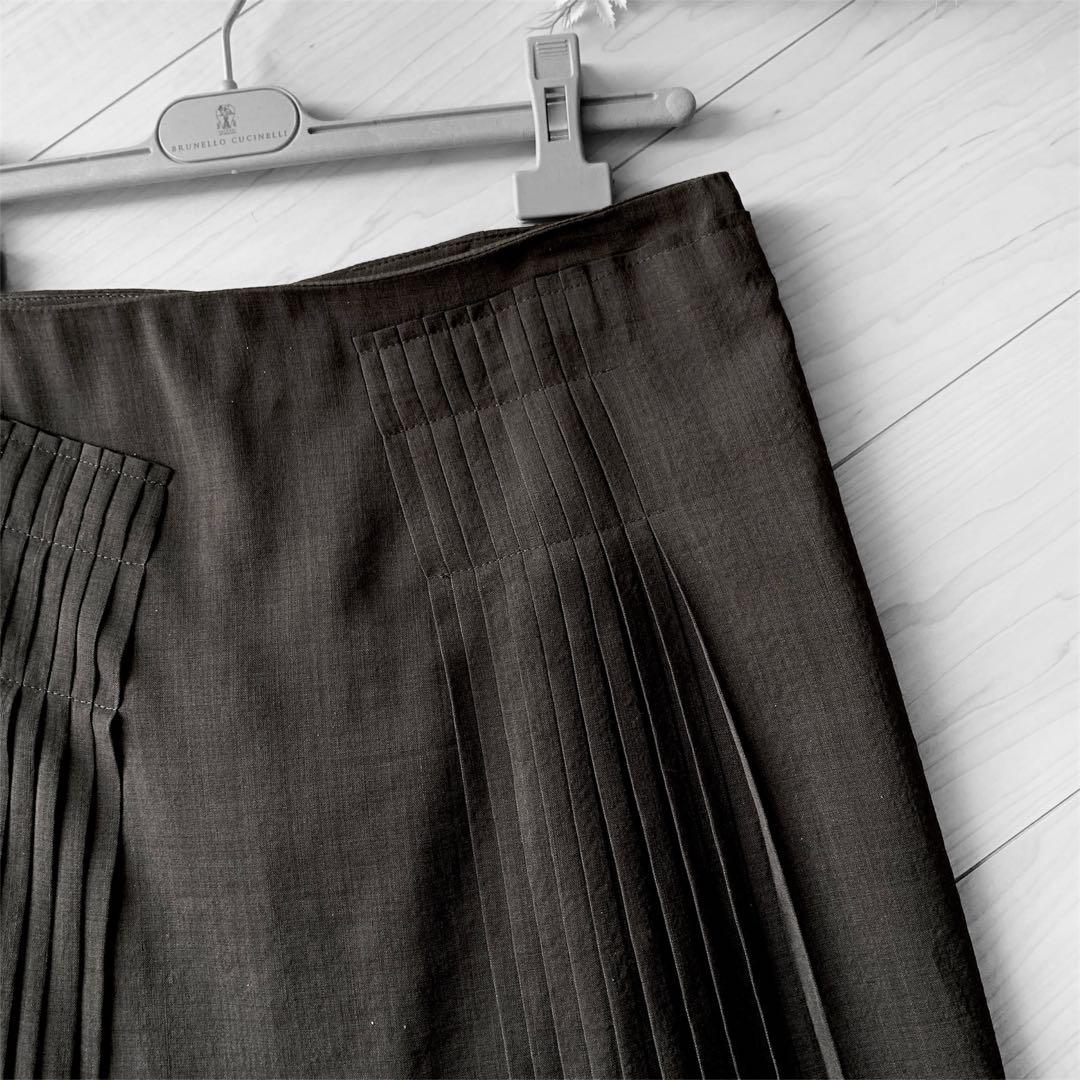 Brunello Cucinelli 薄手ウールのプリーツスカート