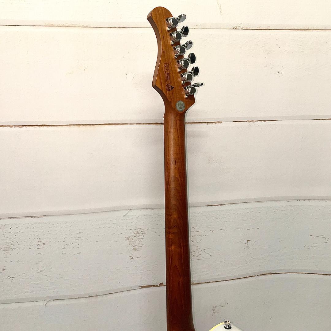 YW* 美品 Bacchus TACTICS24-ASH/RSM ホワイト