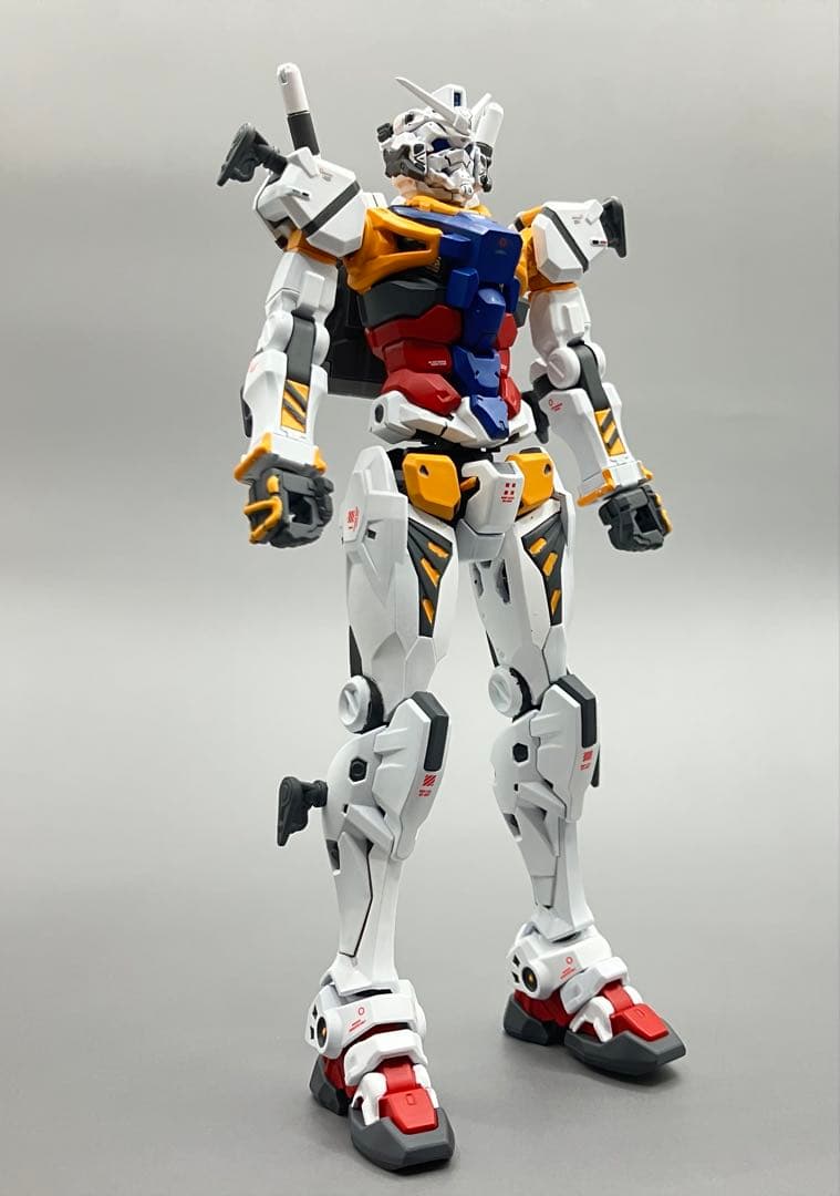 HG 白いガンダム（GQ）　塗装完成品