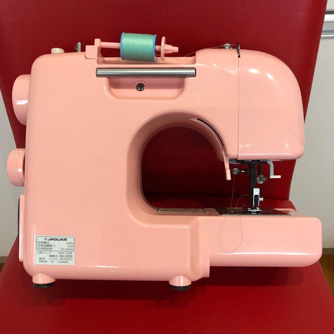 JAGUAR ジャガー ハローキティ コンパクトミシン SN-2000