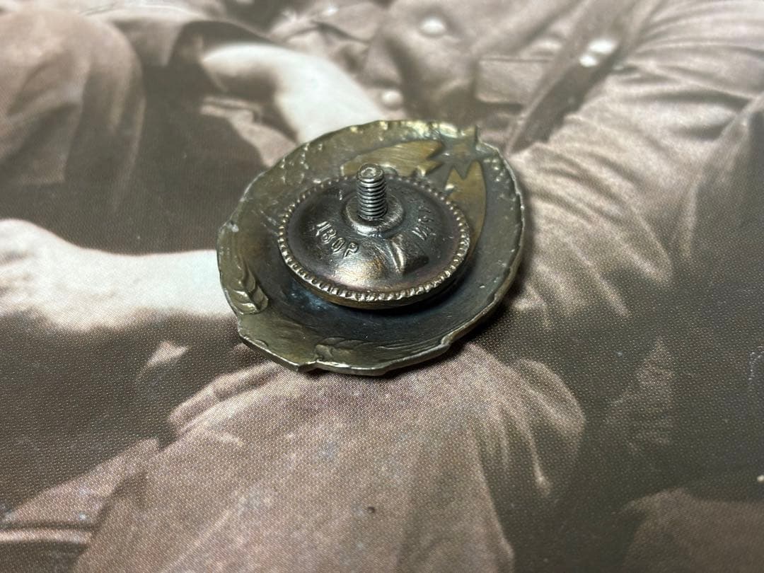 WW2 ロシア軍 ソ連軍 大戦中 実物 1939年制定 「優秀な兵士」バッジ