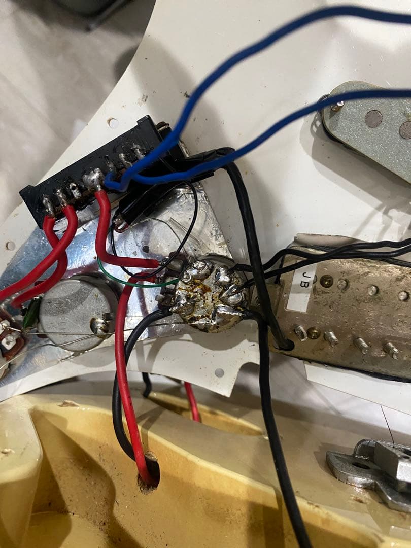 フェルナンデス ギター ストラト カスタム セイモアダンカン グリーンデイ