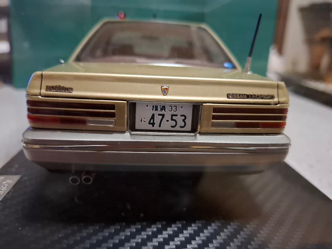1／18　日産レパード　あぶない刑事　港3号