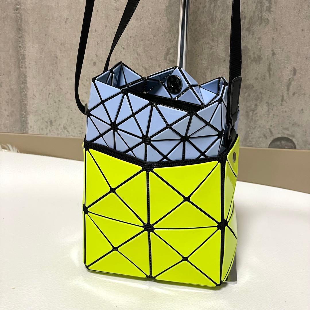 極美品 BAO BAO ISSEY MIYAKE ショルダーバッグ 幾何学模様