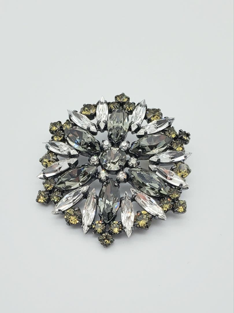 フォクシーブローチGARDEN