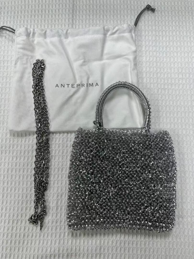 ANTEPRIMA シルバー ビーズハンドバッグ