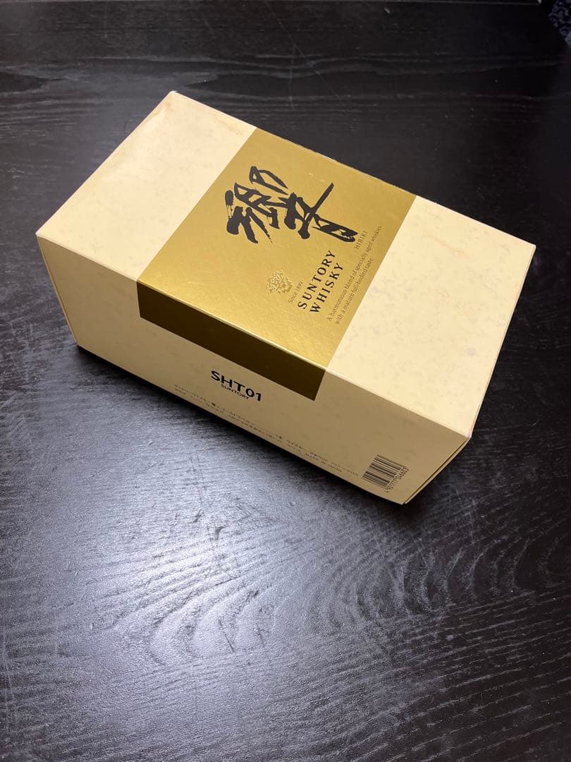 未開栓　響 サントリー　SUNTORY 　　ウィスキー　ゴールドラベル　箱付き