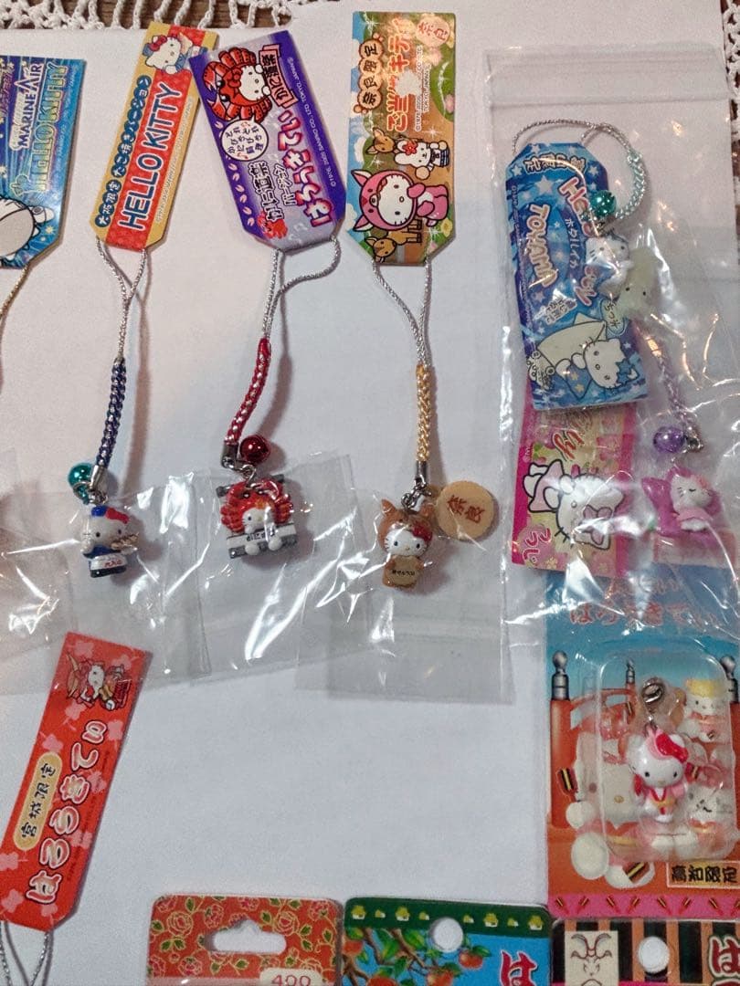 ハローキティ ご当地ストラップ 18点