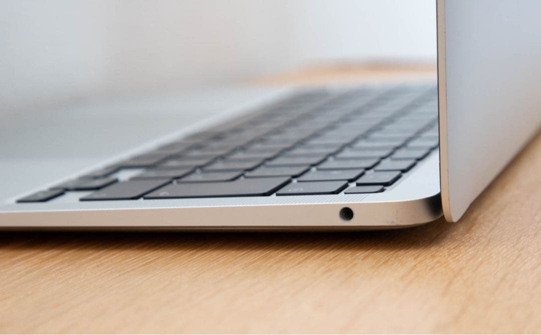 MacBook Air 2018 i5/16GB/128GB シルバー 完動品