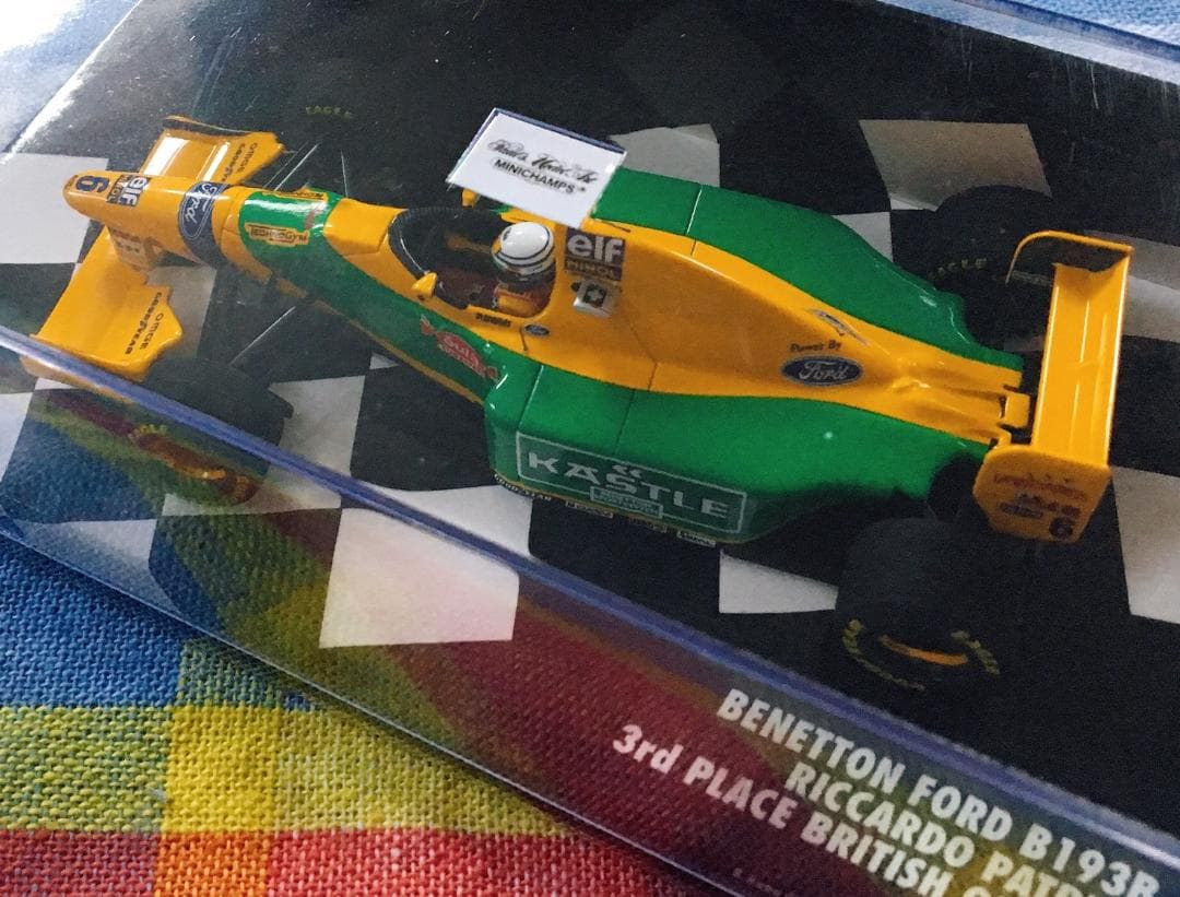 ミニチャンプス 1/43 ベネトン・フォード B193B パトレーゼ /200