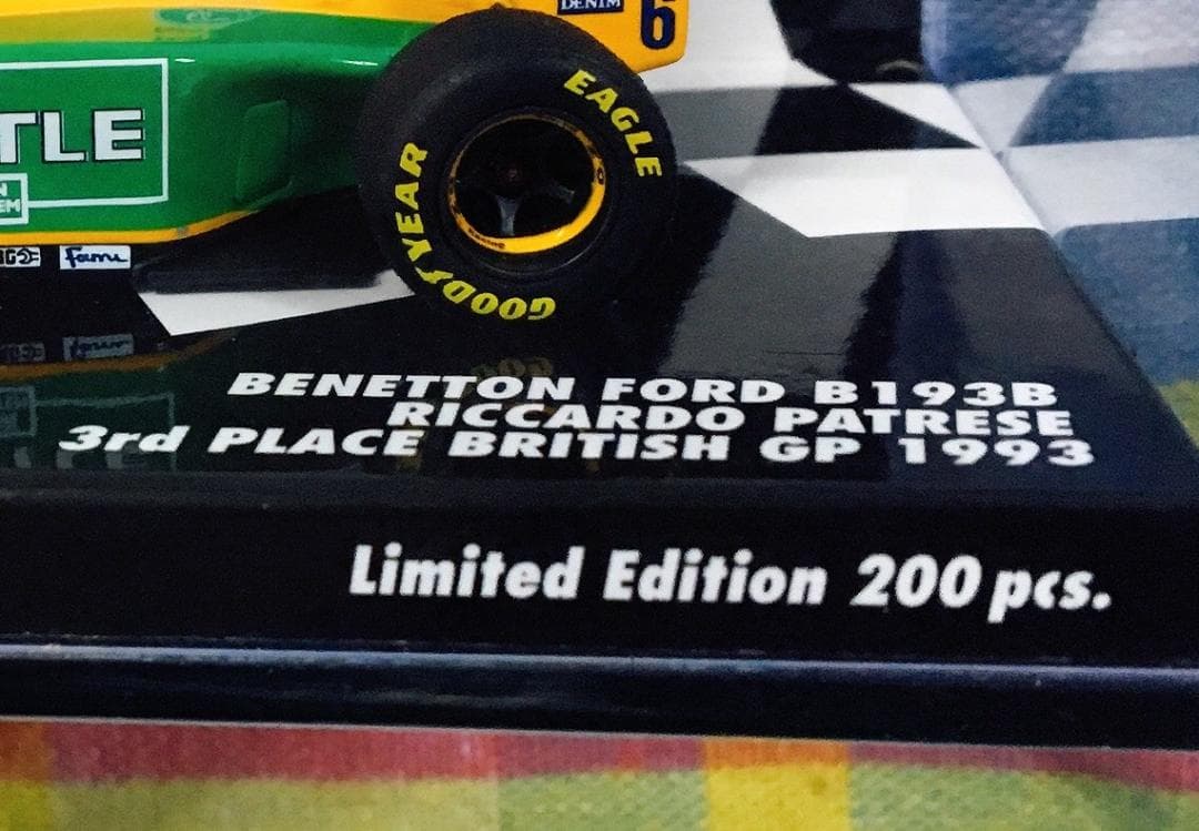 ミニチャンプス 1/43 ベネトン・フォード B193B パトレーゼ /200