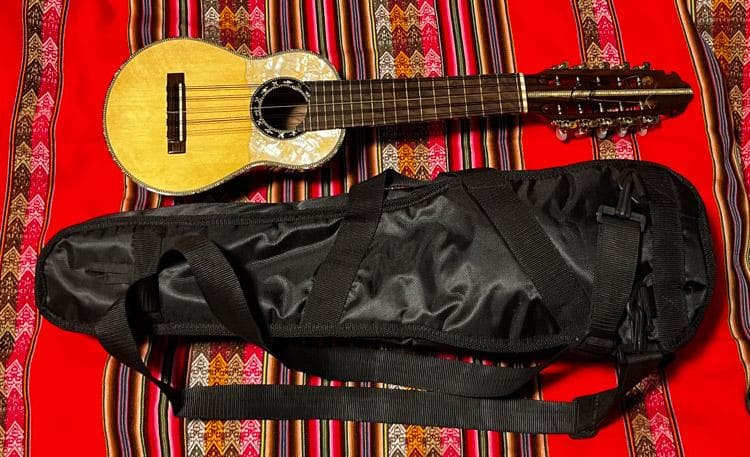 CHARANGO ・チャランゴ ボリビア