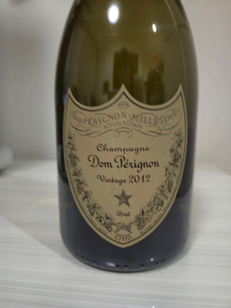 ドンペリニヨン 未開栓 Vintage 2012