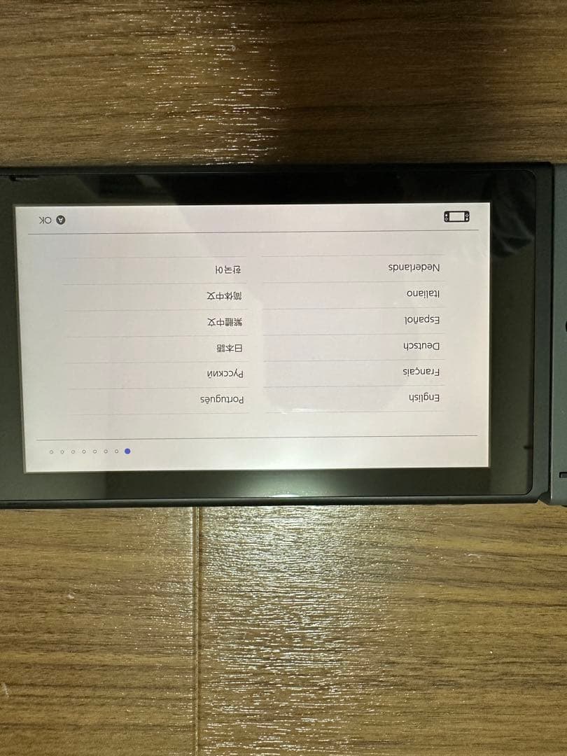 美品　Nintendo Switch 本体 グレー　備品付き