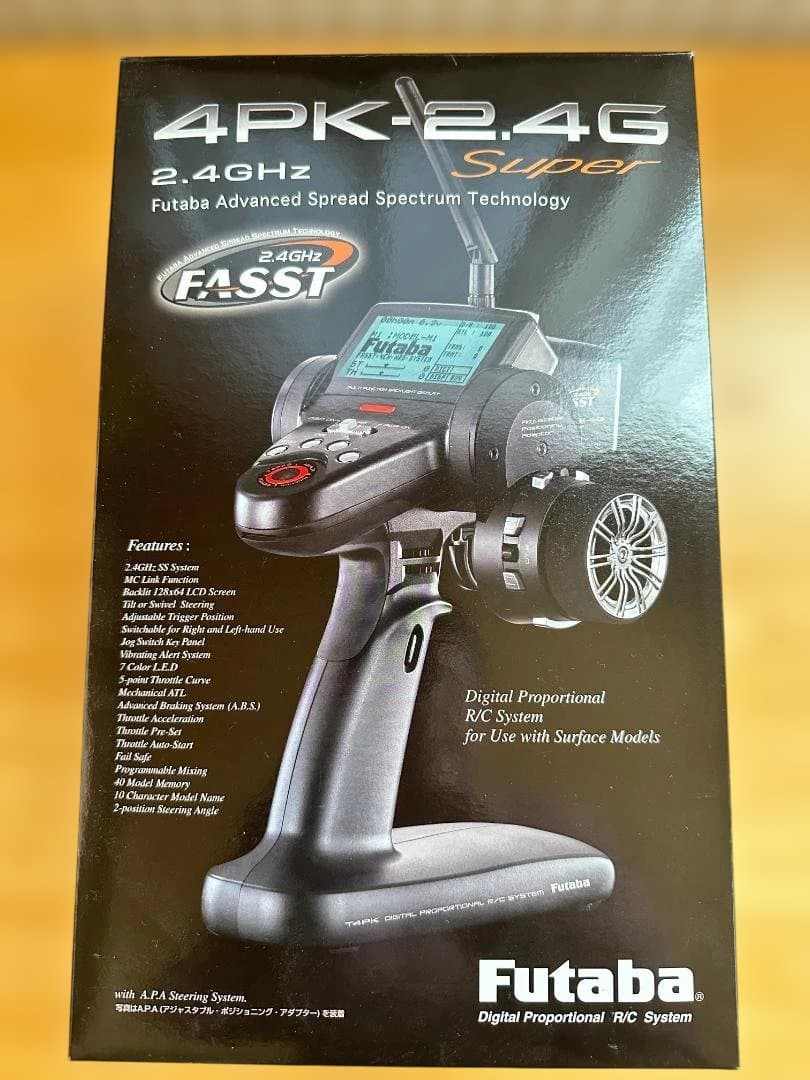 Futaba 4PK-2.4G Super ラジコン