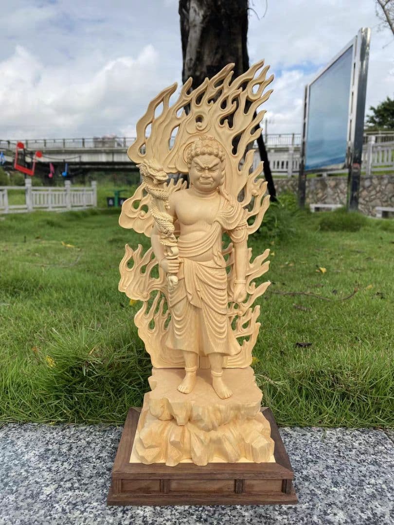 【修縁堂】仏像立像 一刀彫り 仏師彫り 手作り 木彫り細密彫刻 不動明王像