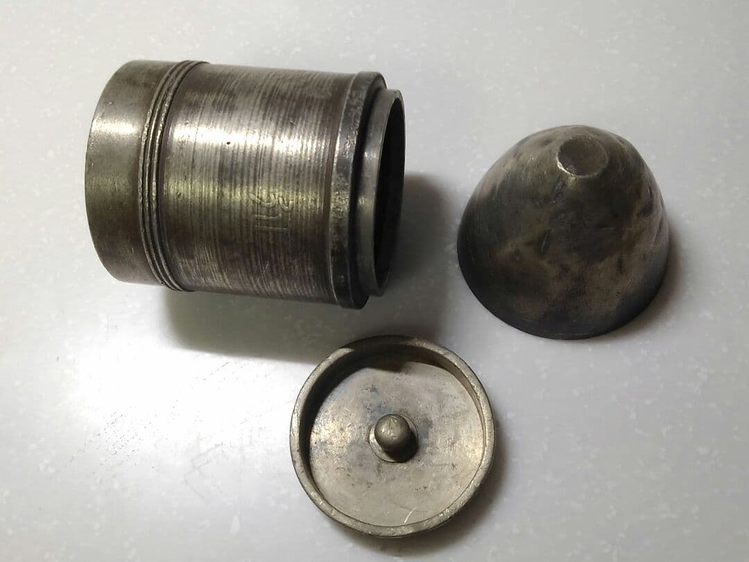 ♥珍品　錫製　茶入れ　征露記念　砲弾型　骨董品