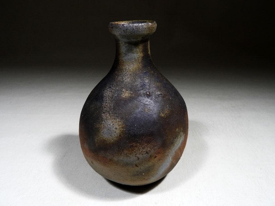 ●貴重 人間国宝 伊勢崎淳 備前焼 徳利 日本酒 栞 共布 共箱 高さ14cm