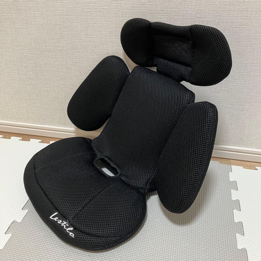 ISOFIX チャイルドシート　LEAMAN ブラック