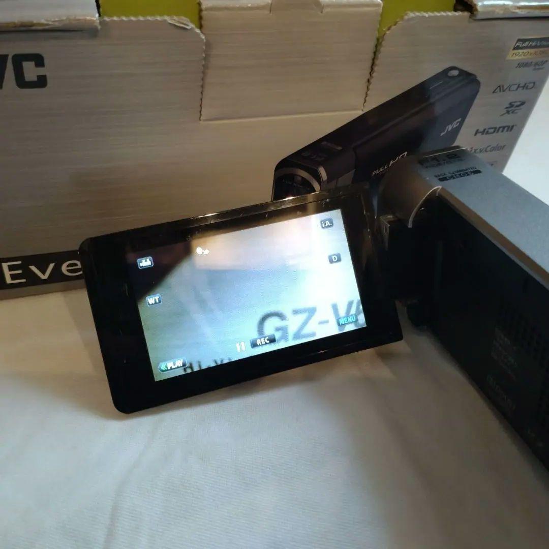 ハイビジョンビデオカメラ Everio GZ-V590