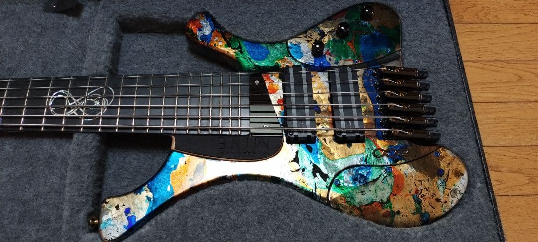 EGO Guitar EGO Bass Mine 6 (ヘッドレス 6弦ベース)