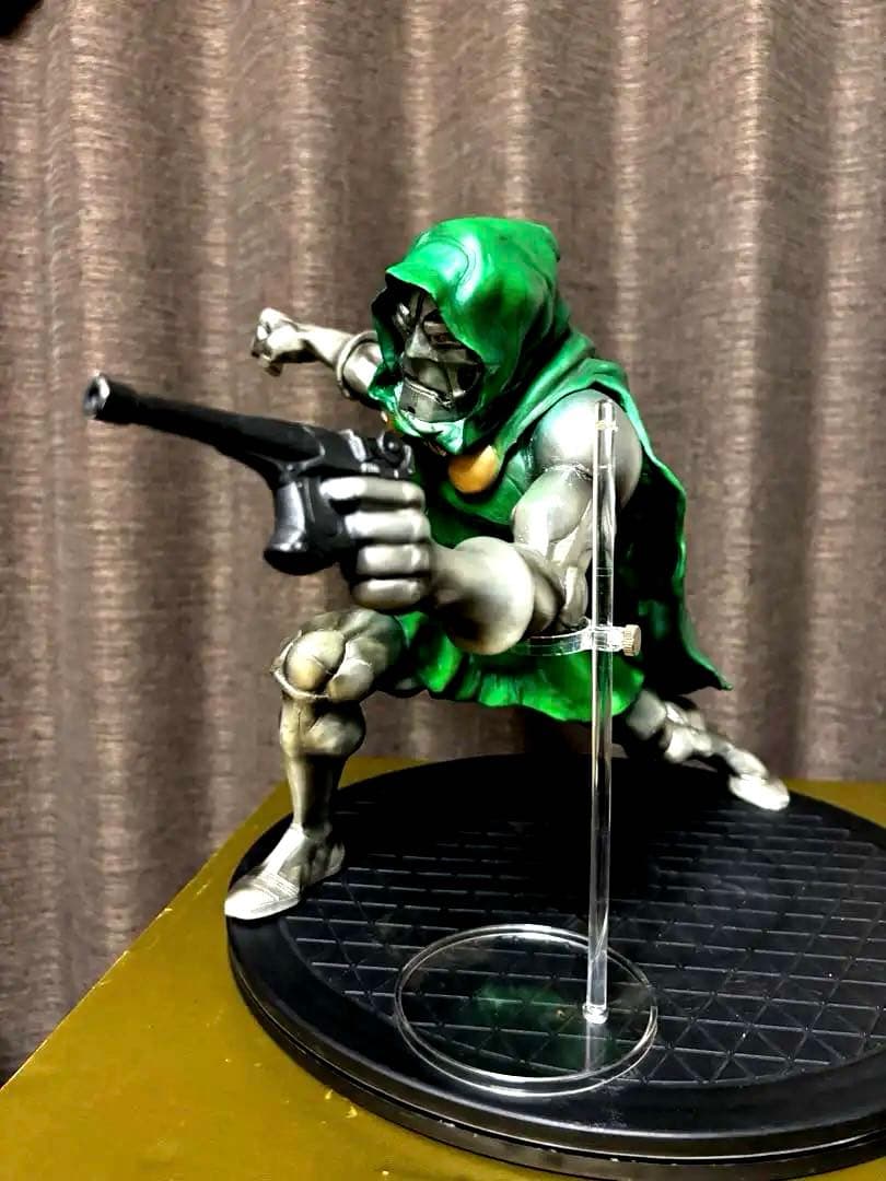 一点物 原作版 ドクター・ドゥーム ガレージキット 塗装済 完成品 フィギュア