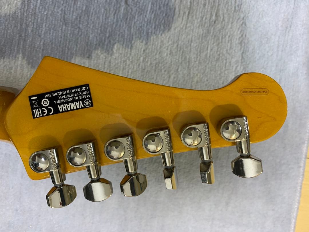 YAMAHA pacifica　PAC612VⅡFMX