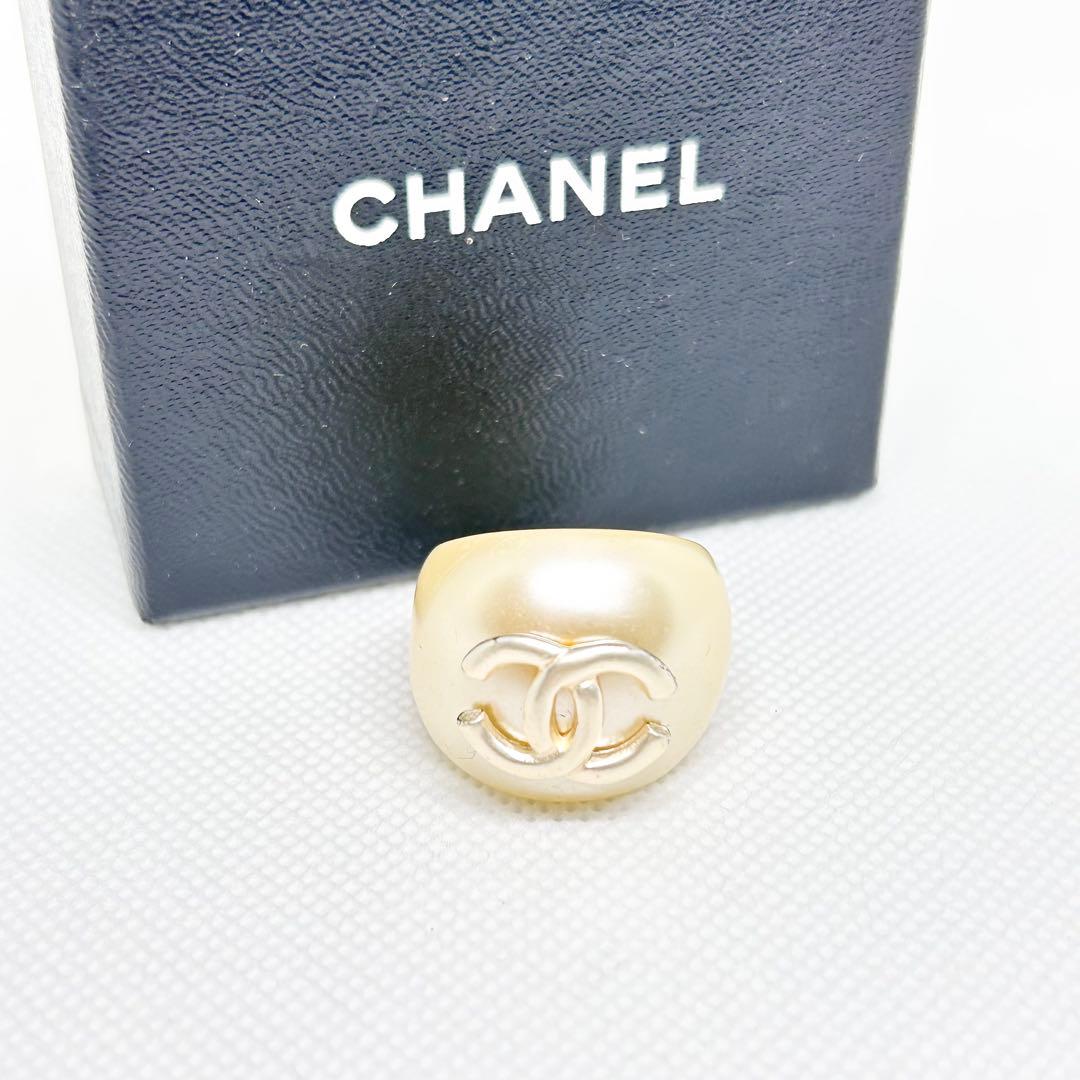 CHANEL シャネル ココマーク プラスチック リング 指輪 箱付き