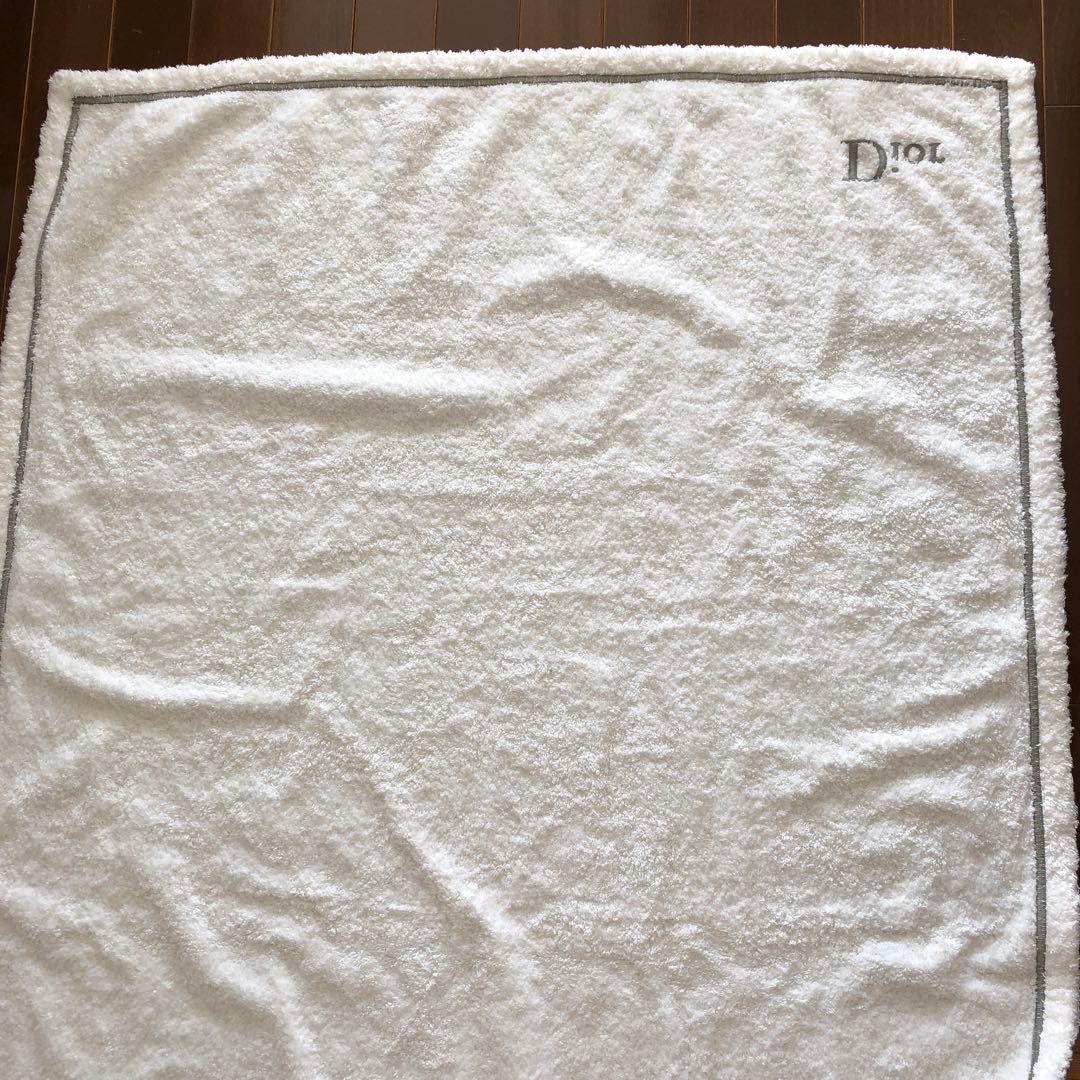 used クリスチャンディオール　フランス製　Dior刺繍　タオル(バスマット)