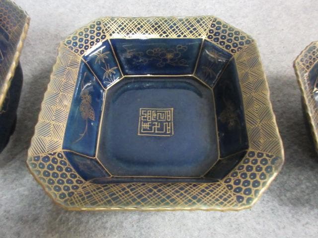 伊万里焼瑠璃金彩松竹梅にこうもり図三つ角鉢 [B24756]