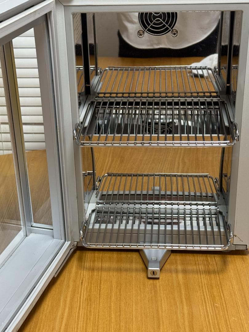 RedBull 冷蔵庫 状態良好