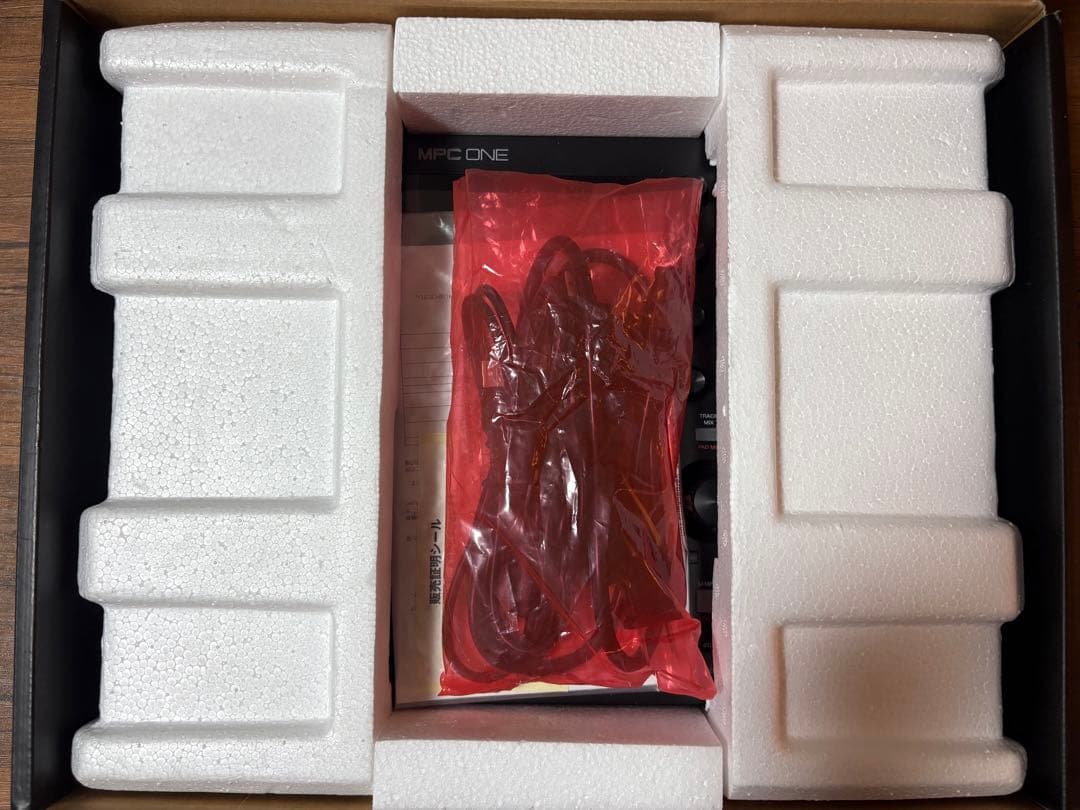 【美品　最安値】AKAI MPC ONE